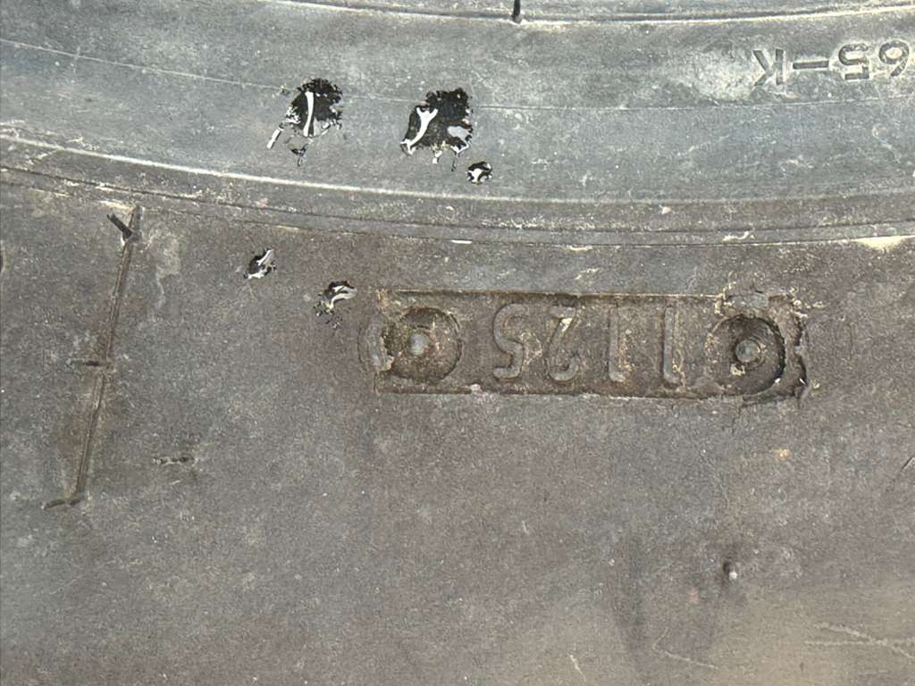 275/60R20 Pair (2 Used Tires) Bridgestone Alenza AS 02