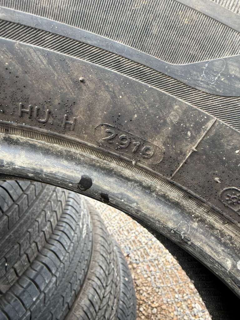 265/60R18 Set (4 Used Tires) Hankook Dynapro HY