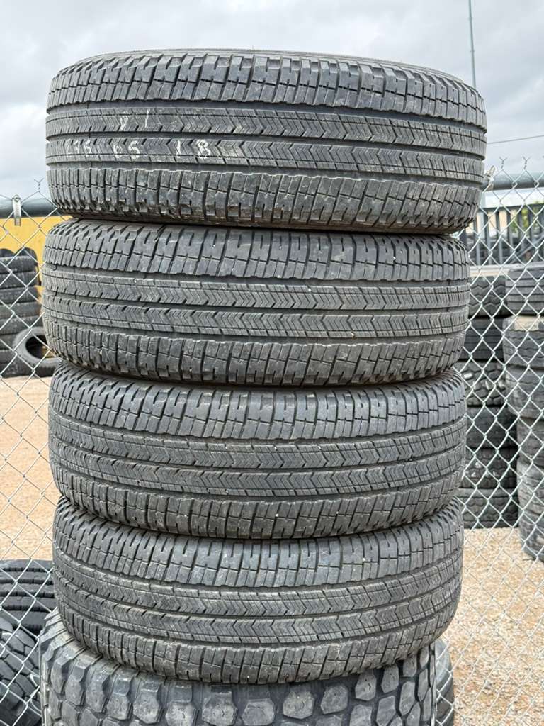 275/65R18 Set (4 Used Tires) Michelin Primacy XC