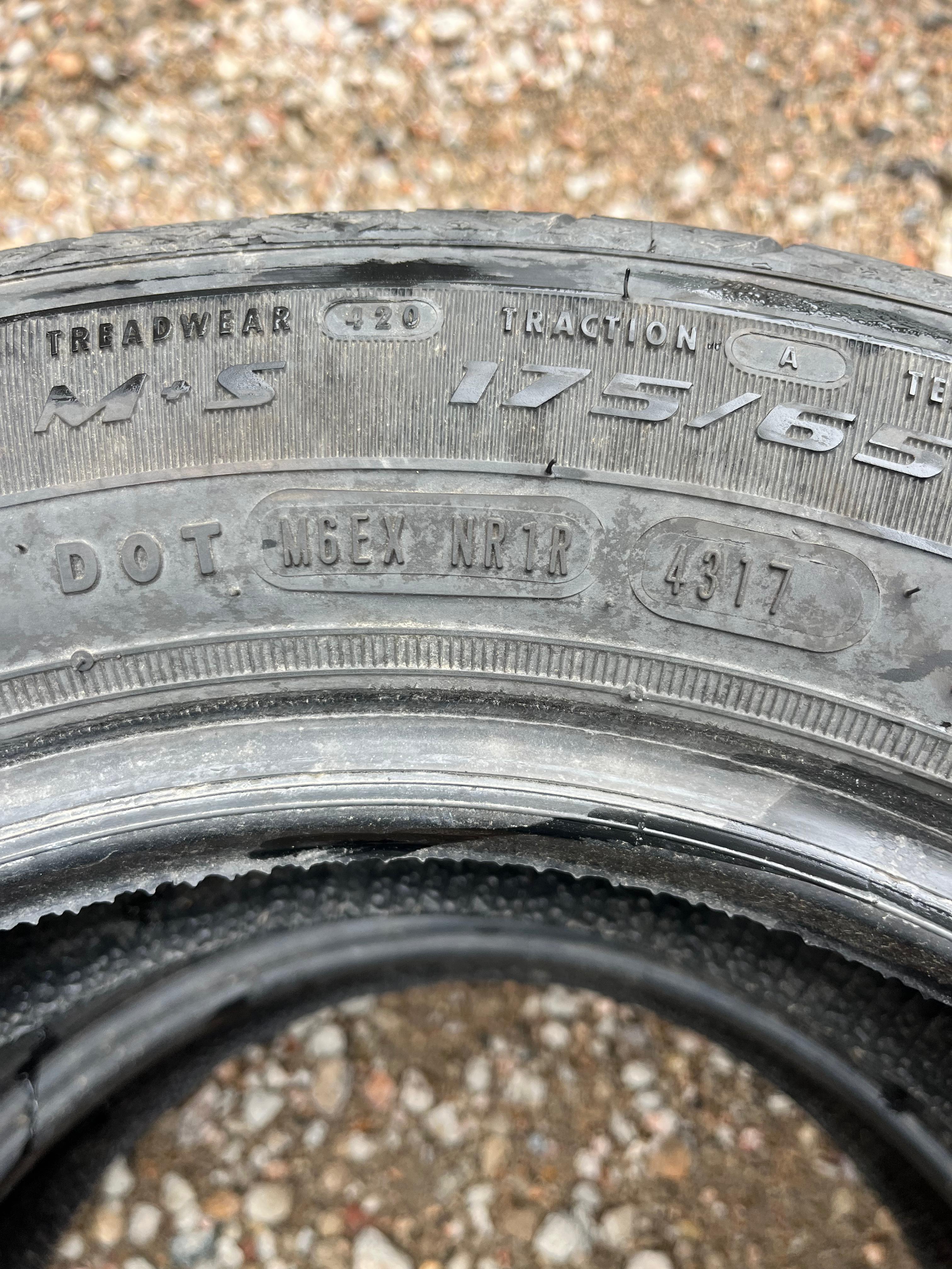 175 /65R14 Pair (2 Used Tires) Douglas All Season