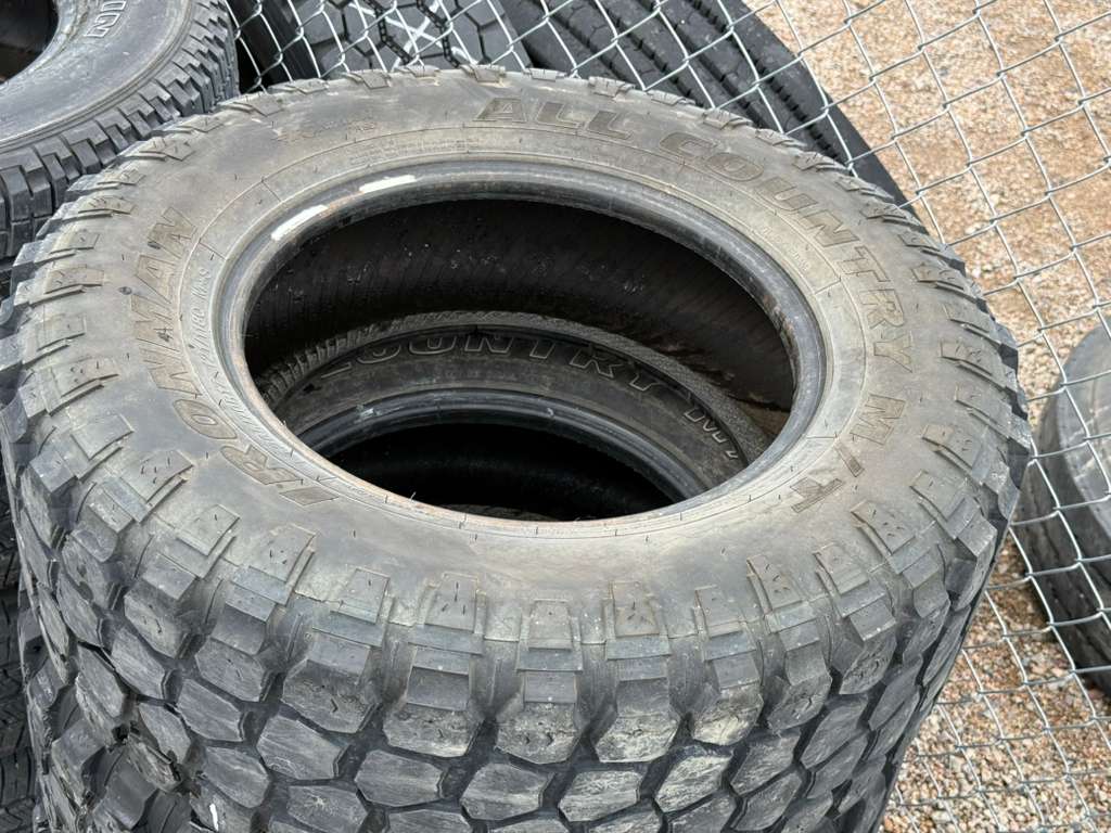 LT265/70R17 Set (4 Used Tires) Ironman All Country MT