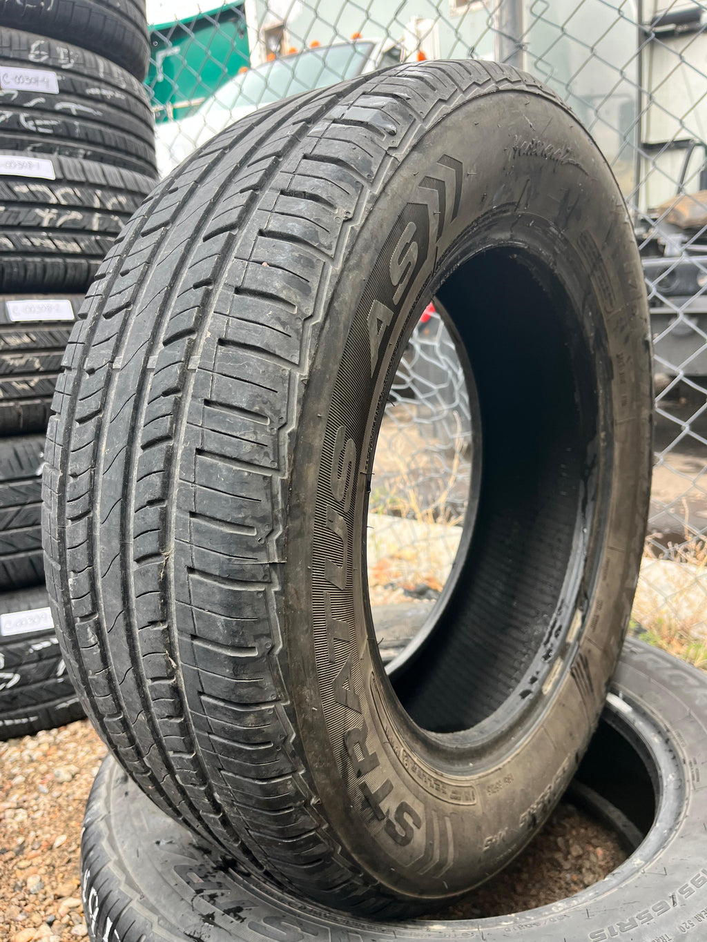 195/65R15 Pair (2 Used Tires) Mastercraft Stratus