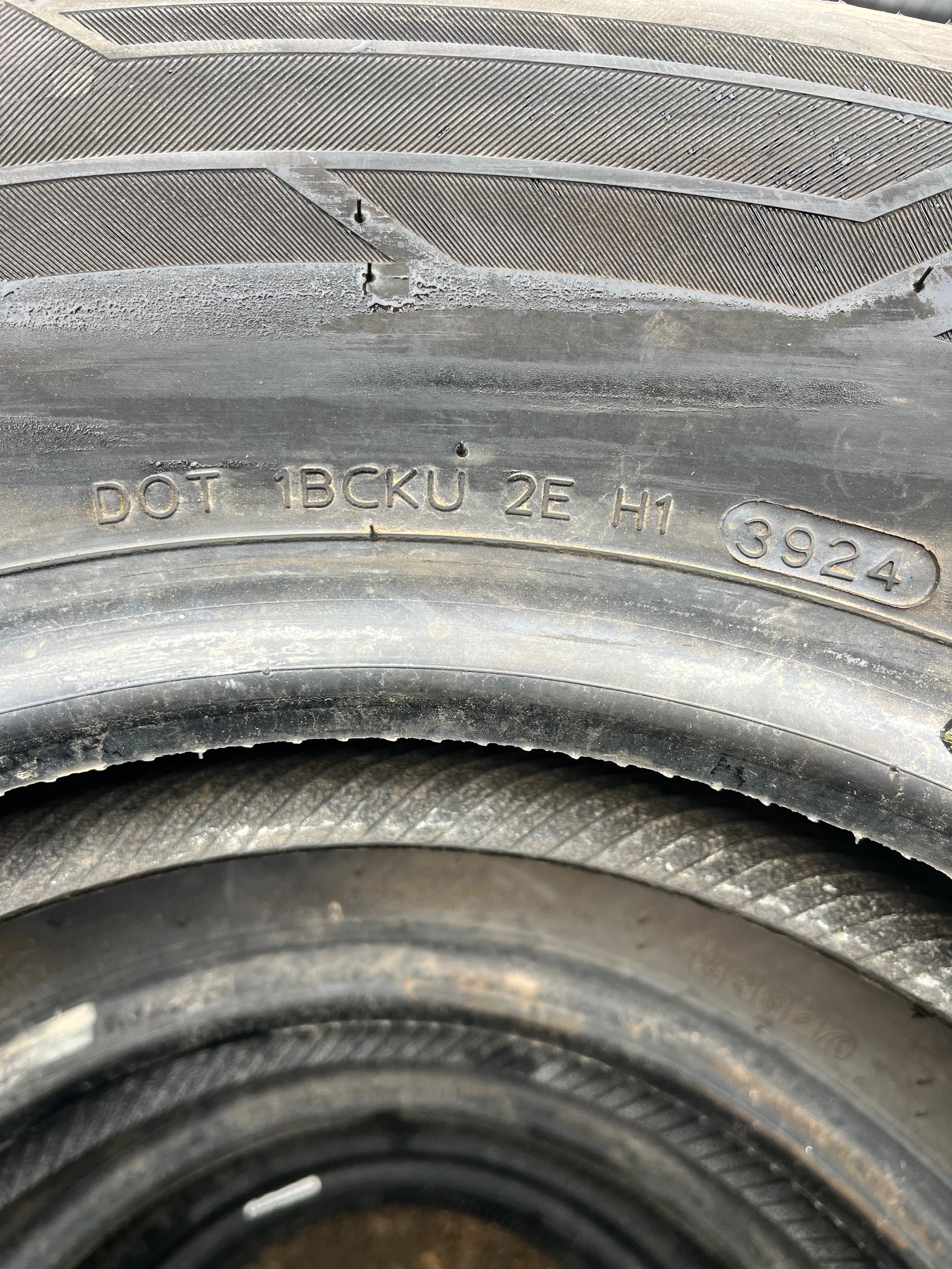 215/70R15 Pair (2 Used Tires) Hankook Kinergy