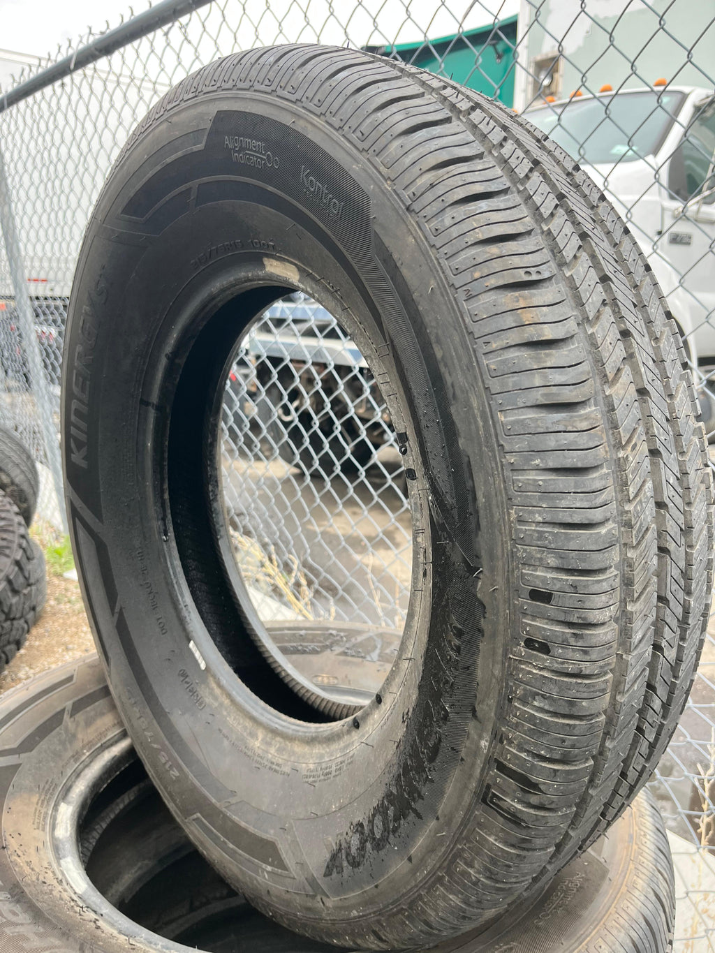 215/70R15 Pair (2 Used Tires) Hankook Kinergy