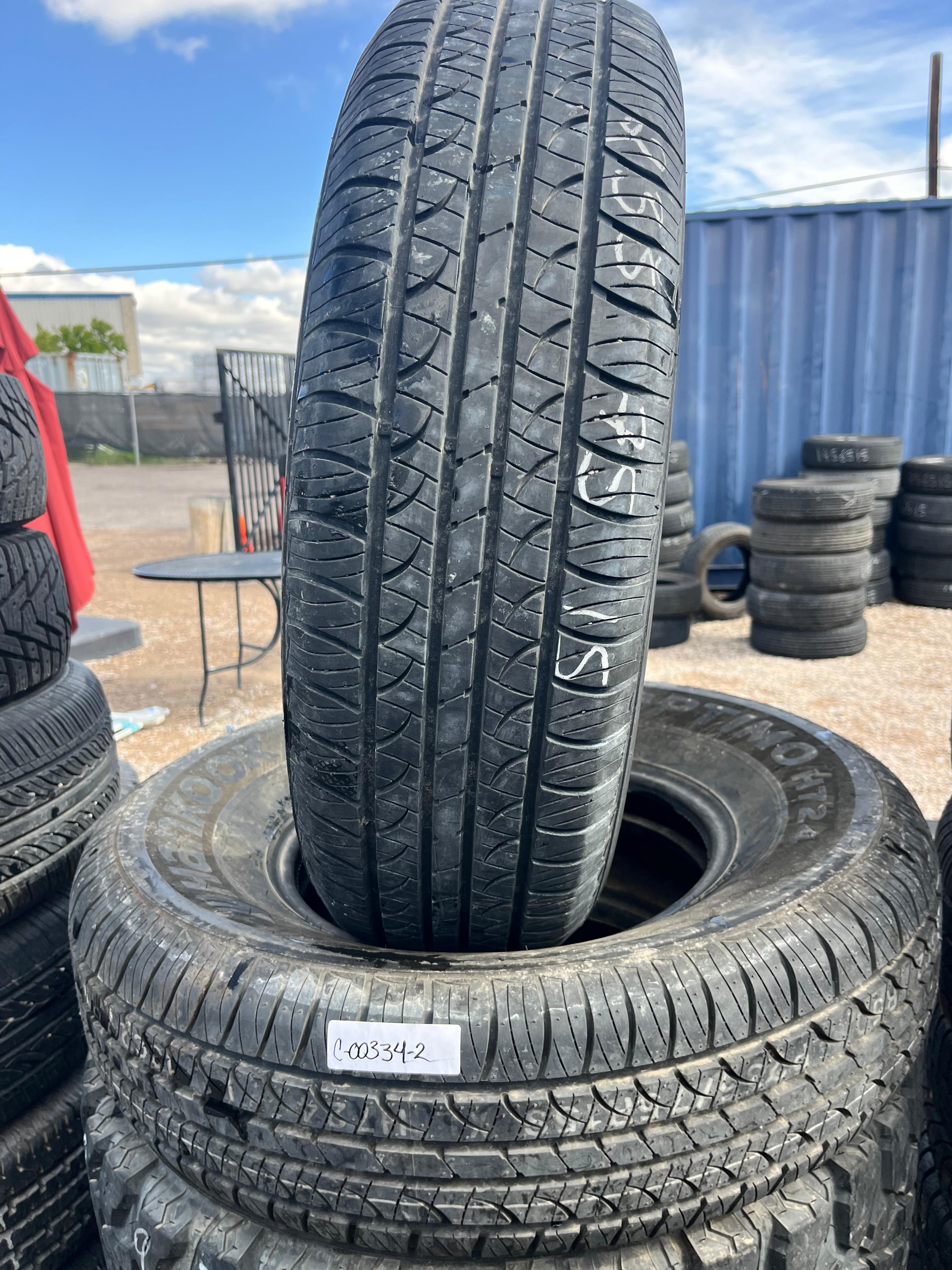 235/75R15 Pair (2 Used Tires) Hankook Óptimo (H724)