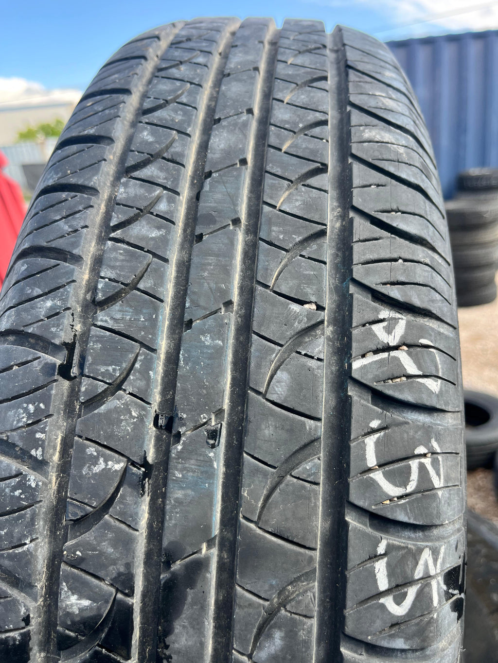 235/75R15 Pair (2 Used Tires) Hankook Óptimo (H724)