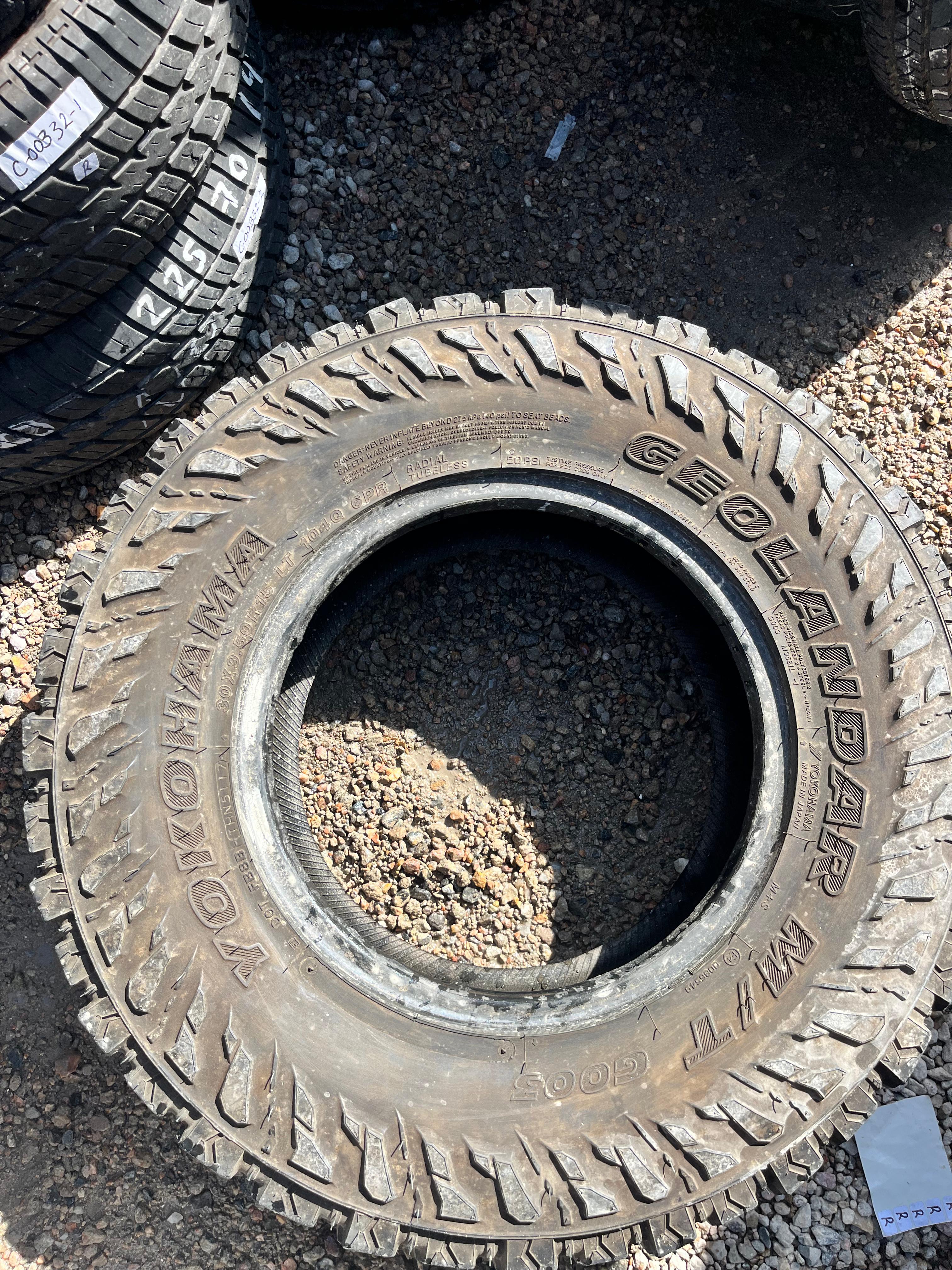 LT30x9.50R15 Pair (2 Used Tires) Yokohama Geolandar (G003)