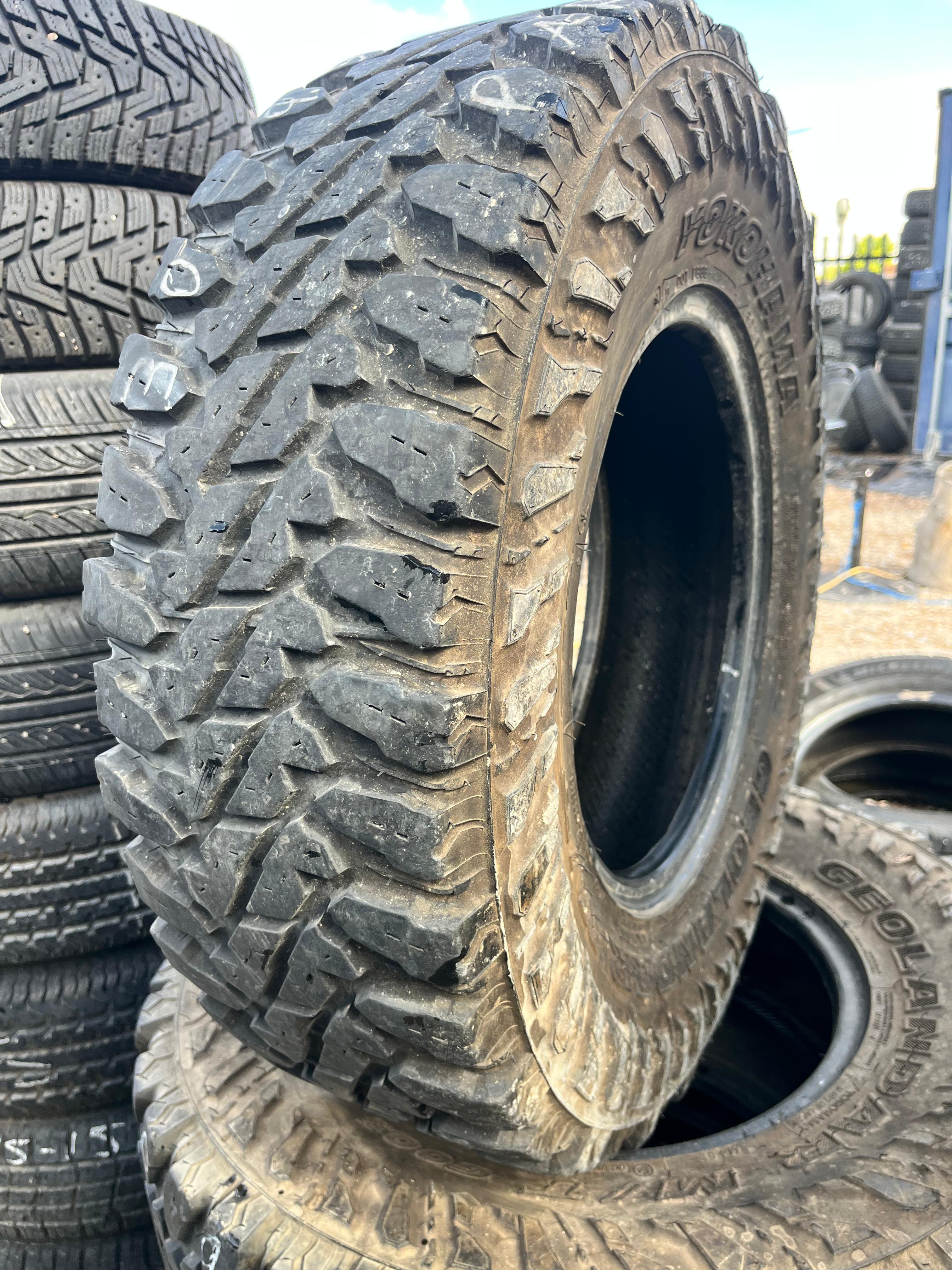 LT30x9.50R15 Pair (2 Used Tires) Yokohama Geolandar (G003)