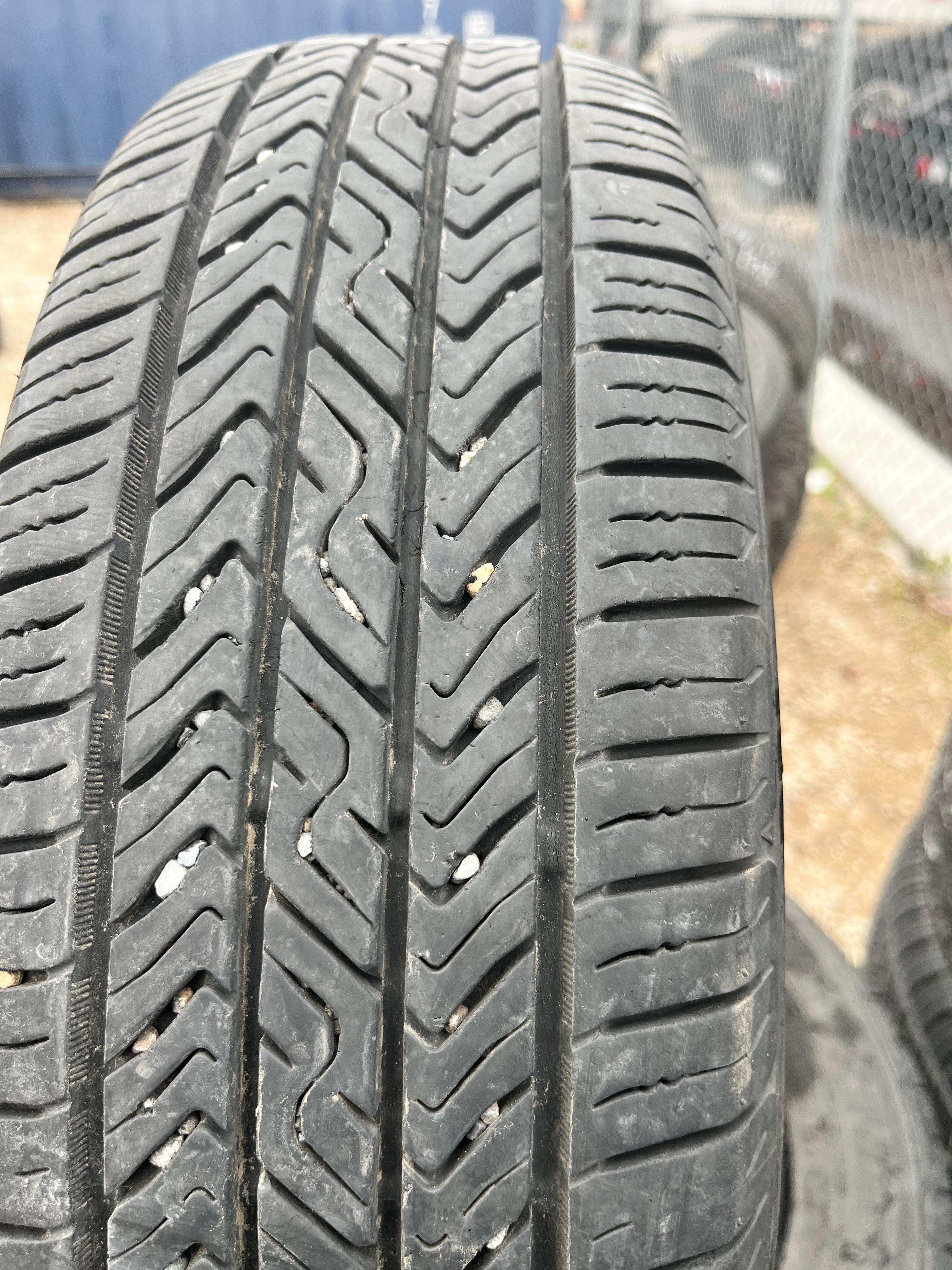 175/65R15 Pair (2 Used Tires) Toyo Extensa