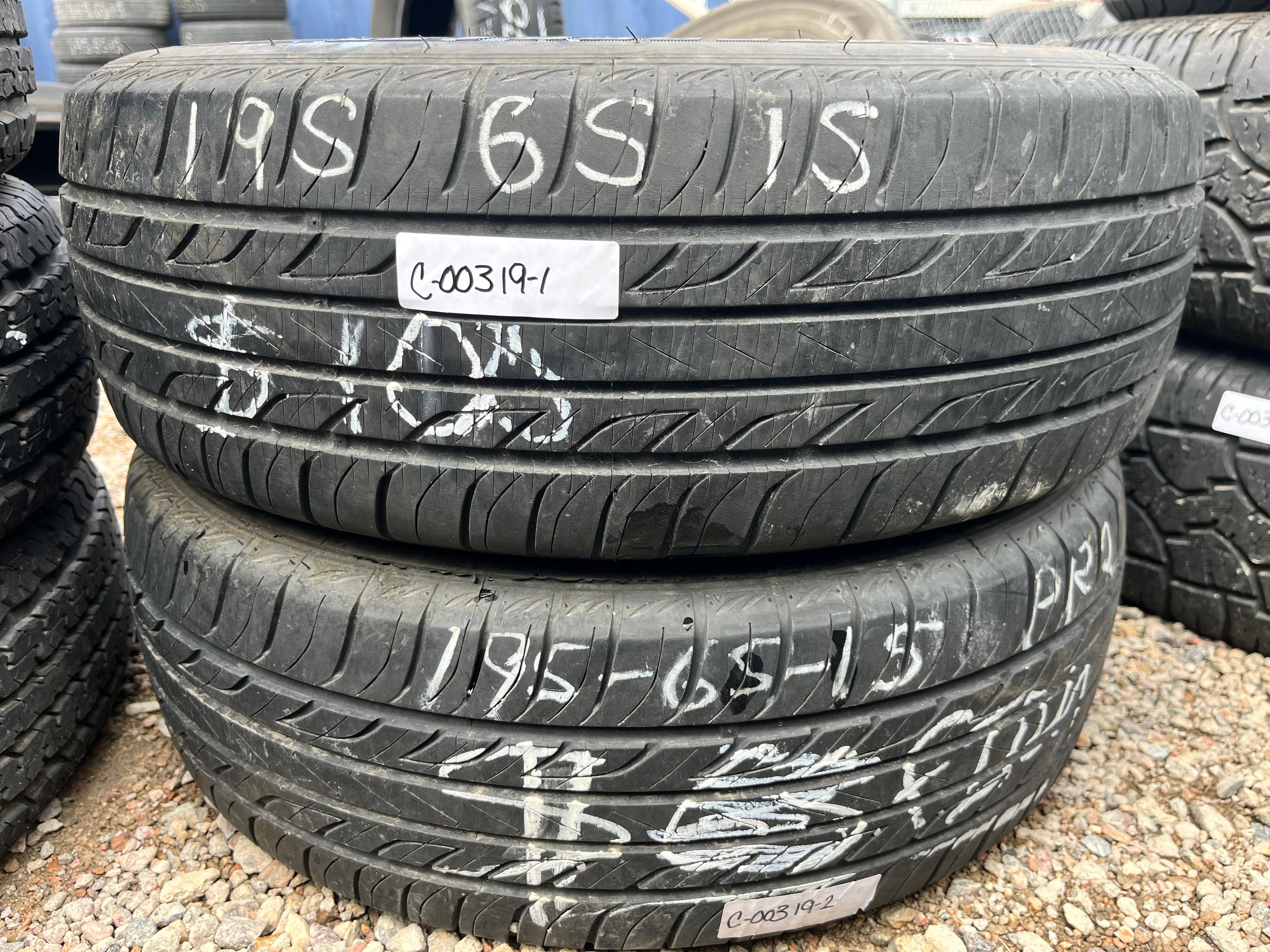 195/65R15 Pair (2 Used TIres) Mastercraft MC-440