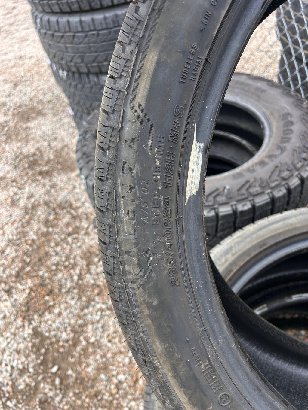 285/40R24 (3 Used Tires)  Bridgestone Alenza AS 02
