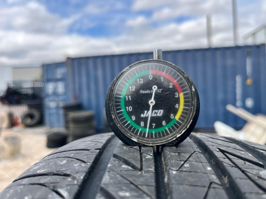 195/60R15 Pair (2 Used Tires) Mastercraft MC-440