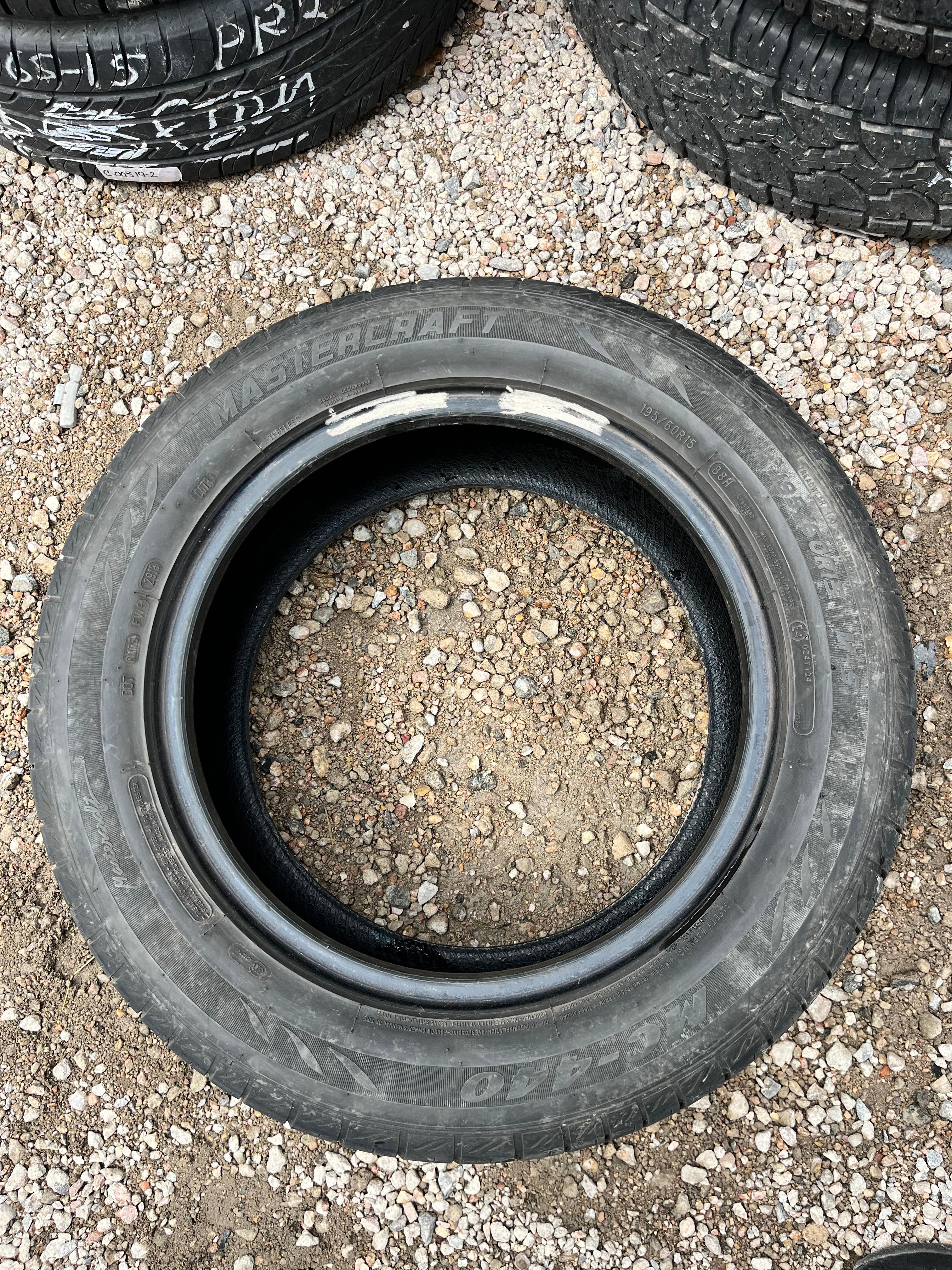 195/60R15 Pair (2 Used Tires) Mastercraft MC-440