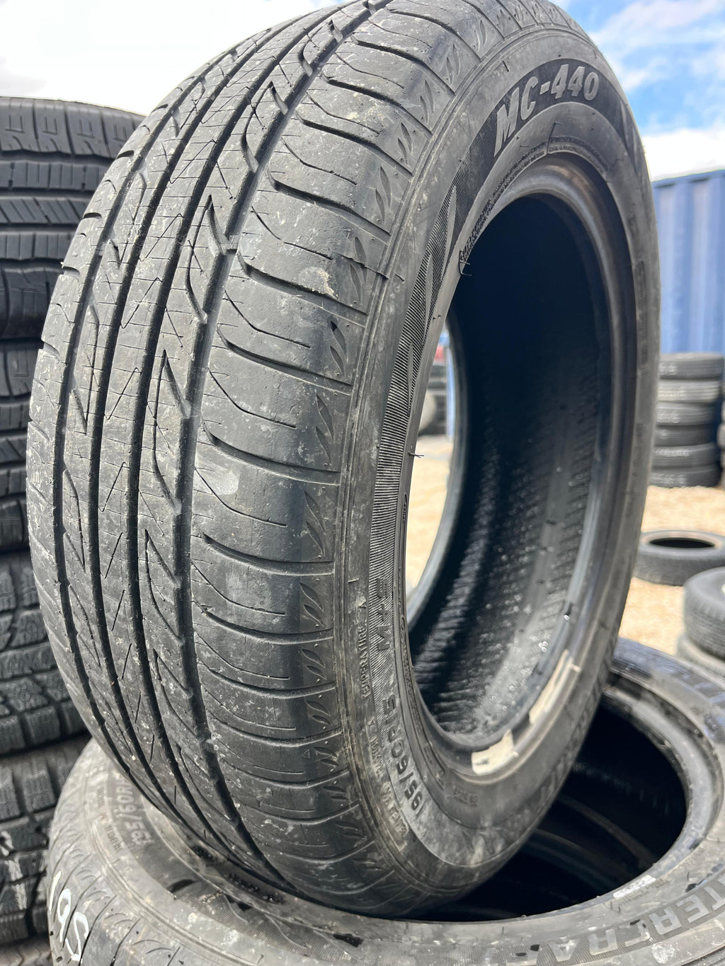 195/60R15 Pair (2 Used Tires) Mastercraft MC-440