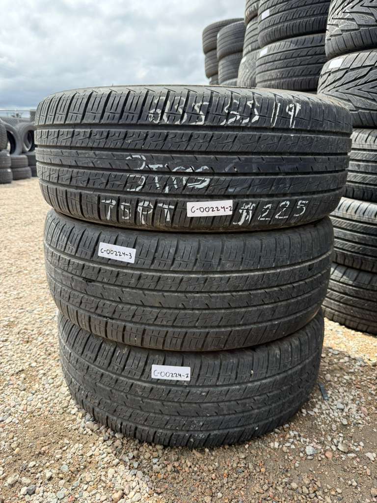 235/55R19 (3 Used Tires) Mohave CUV Crossover