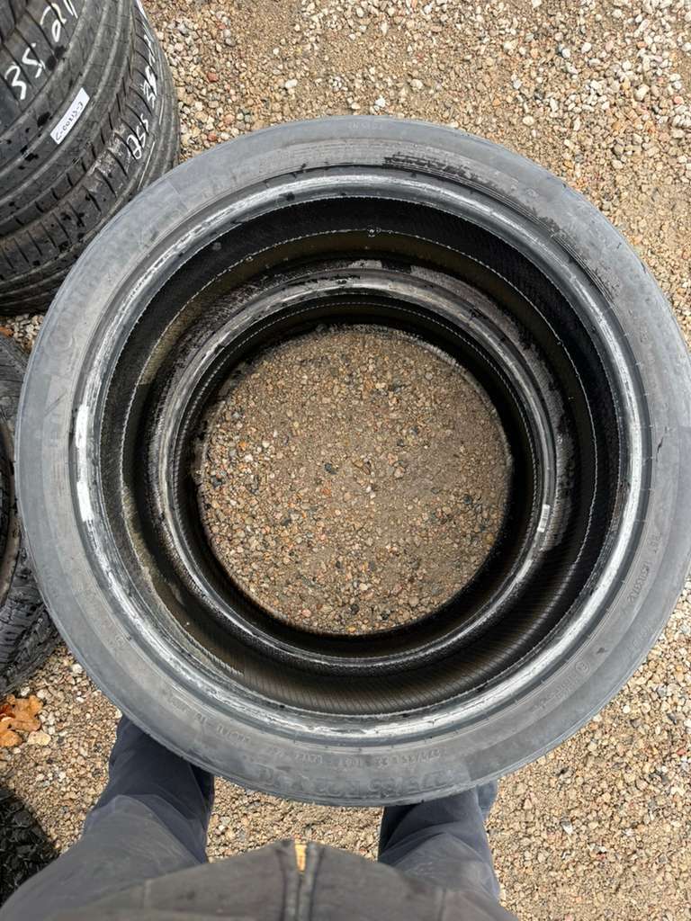275/35R22 Pair (2 Used  Tires) Continental Premium Contact 6