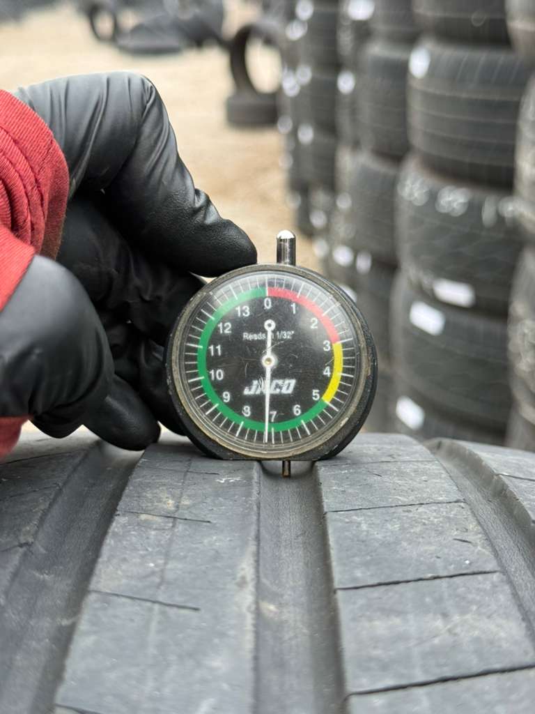 285/35R22 (3 Used Tires) Bridgestone Turanza T005