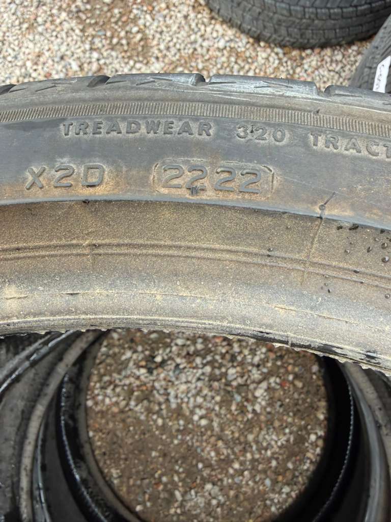 285/35R22 (3 Used Tires) Bridgestone Turanza T005