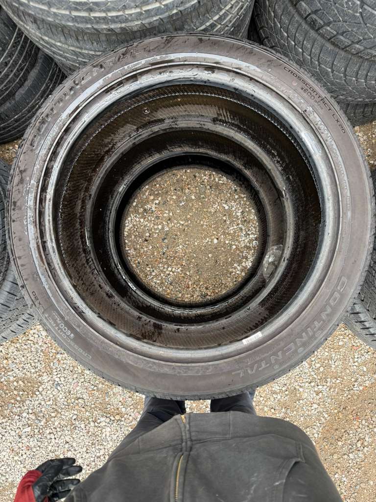 255/45R22 (3 Used Tires) Continental CrossContact LX20