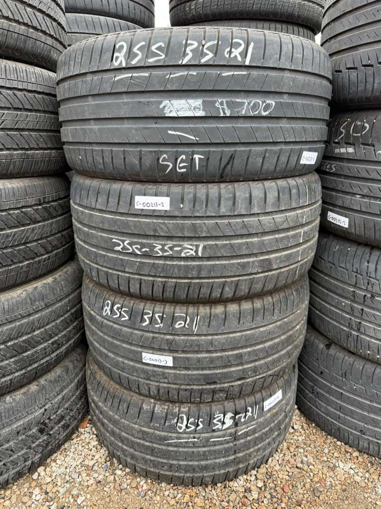 255/35R21 Set (4 Used Tires) Bridgestone Turanza T005