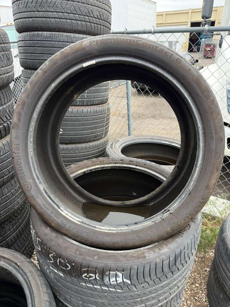 315/30R22 Set (4 Used Tires) Continental PermiumContact 6