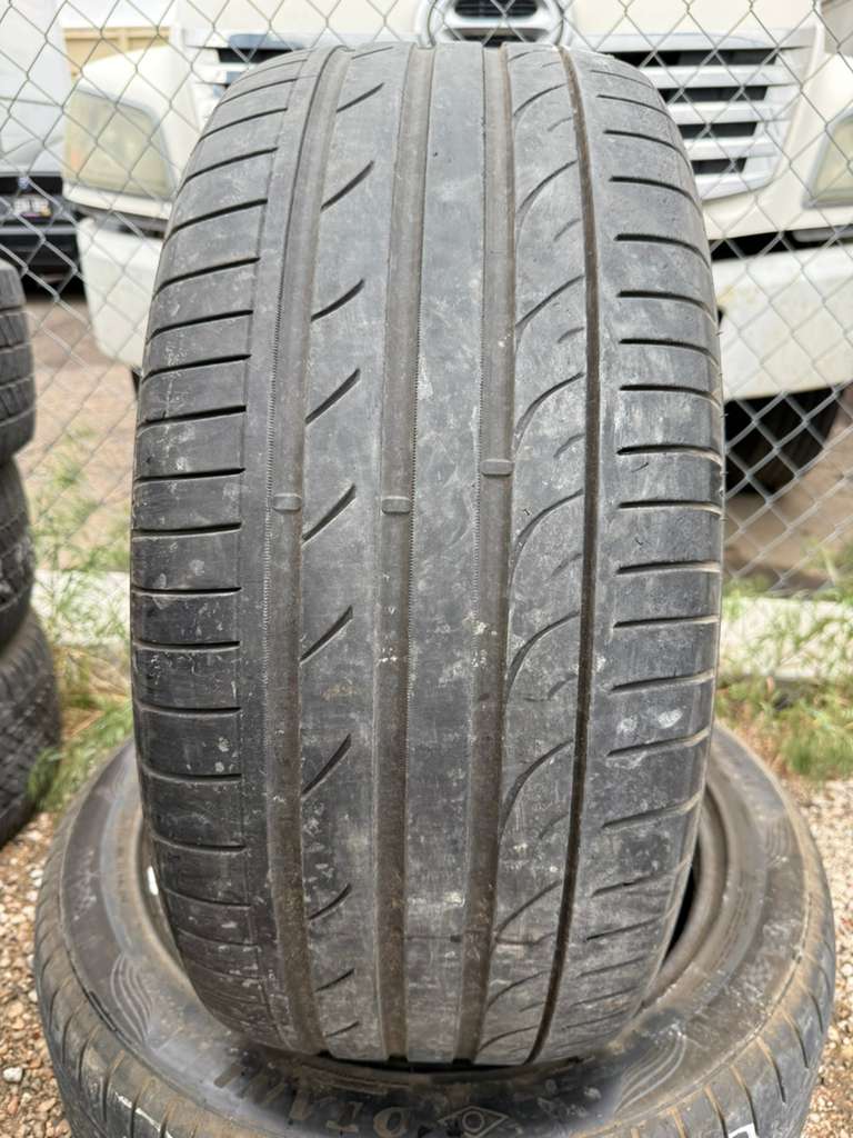 305/45R22 Pair (2 Used Tires) Otani KC2000
