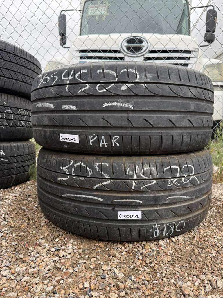 305/45R22 Pair (2 Used Tires) Otani KC2000