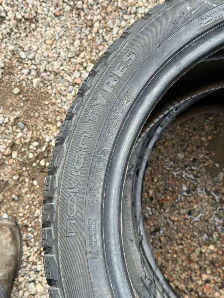 315/35R21 Pair (2 Used Tires) Tyres Hakkep