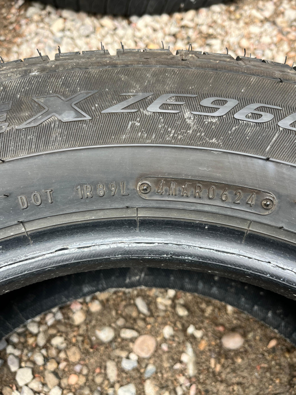 205/65R15 Pair (2 Used Tires) Falken Zen (ZE960)