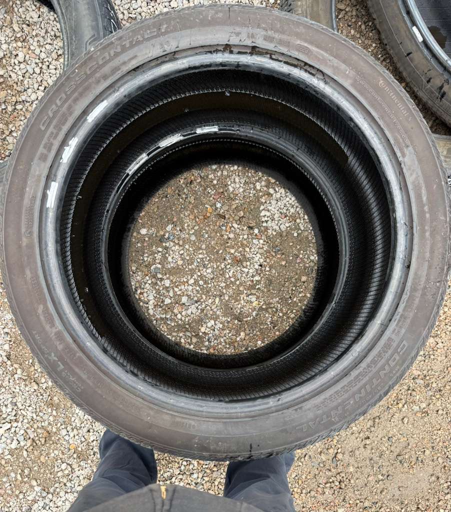 285/40R22 Pair (2 Used Tires) Continental CrossContact LX Sport