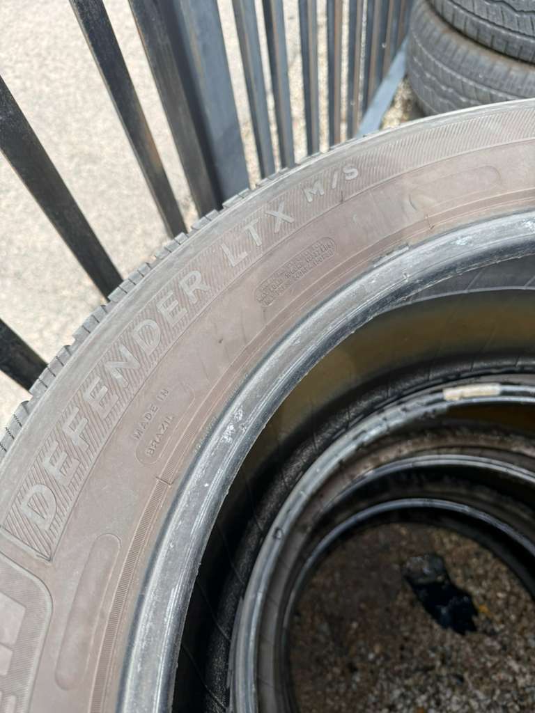 255/55R20 Set (4 Used Tires) Michelin Defender LTX MS