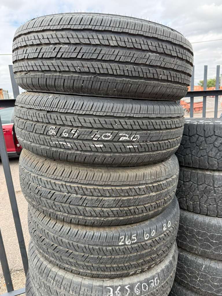 265/60R20 Set (4 Used Tires) Bridgestone Dueler A/T