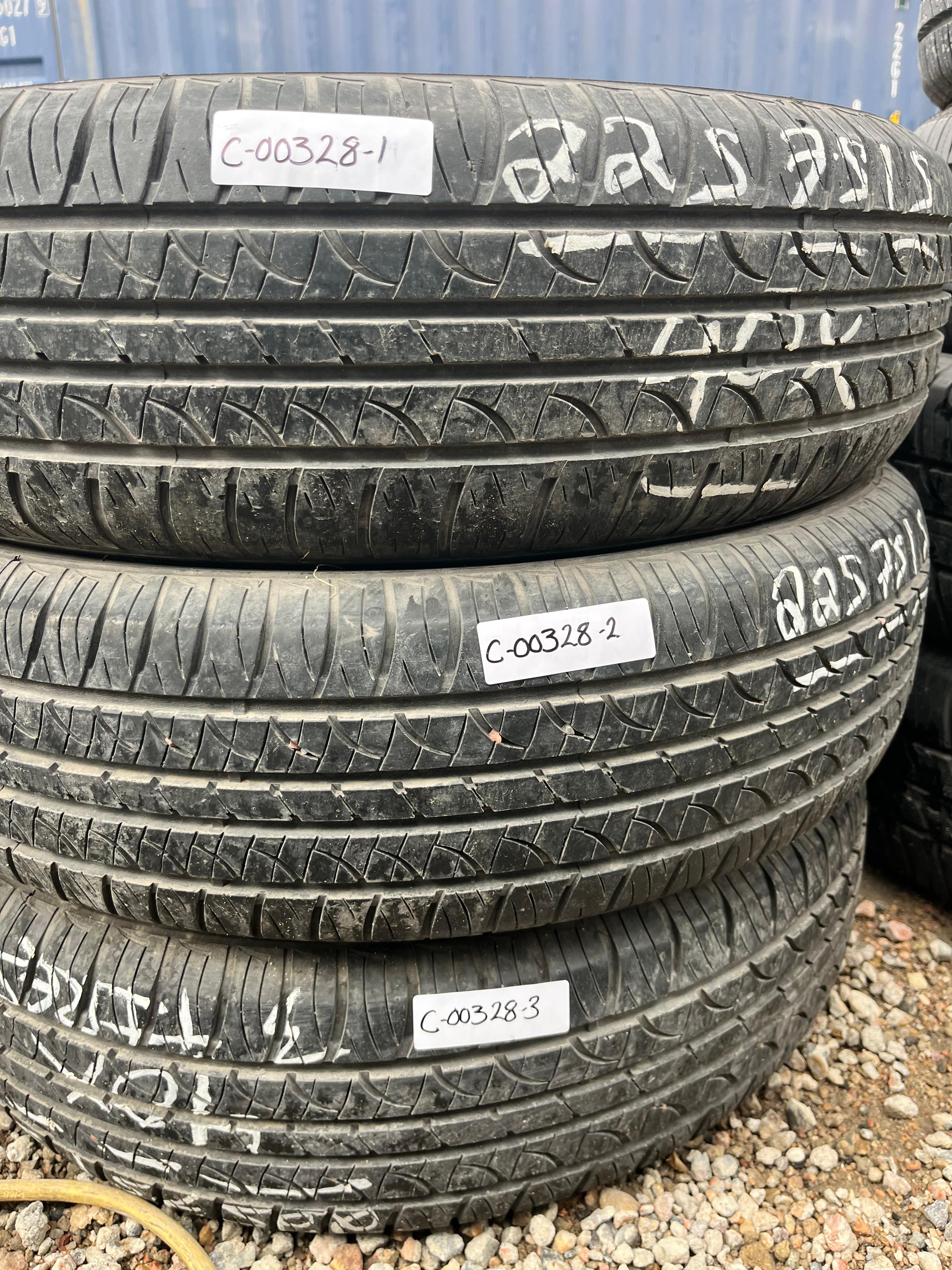 225/75R15 (3 Used Tires) Hankook Óptimo (H724)