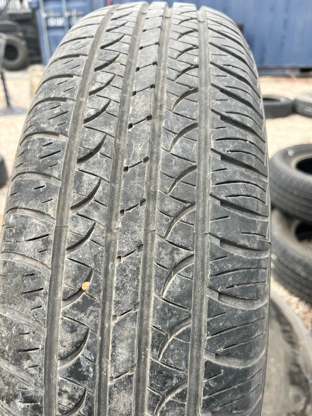 225/75R15 (3 Used Tires) Hankook Óptimo (H724)