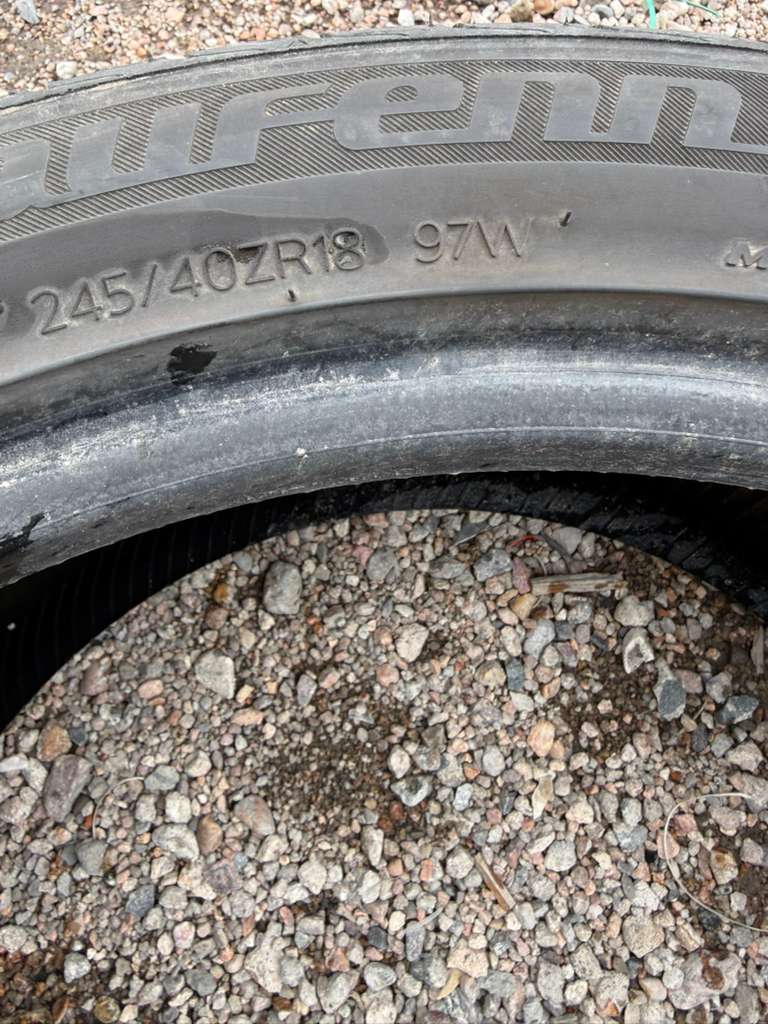 245/40R18 Set (4 Used Tires) Laufenn S Fit AS