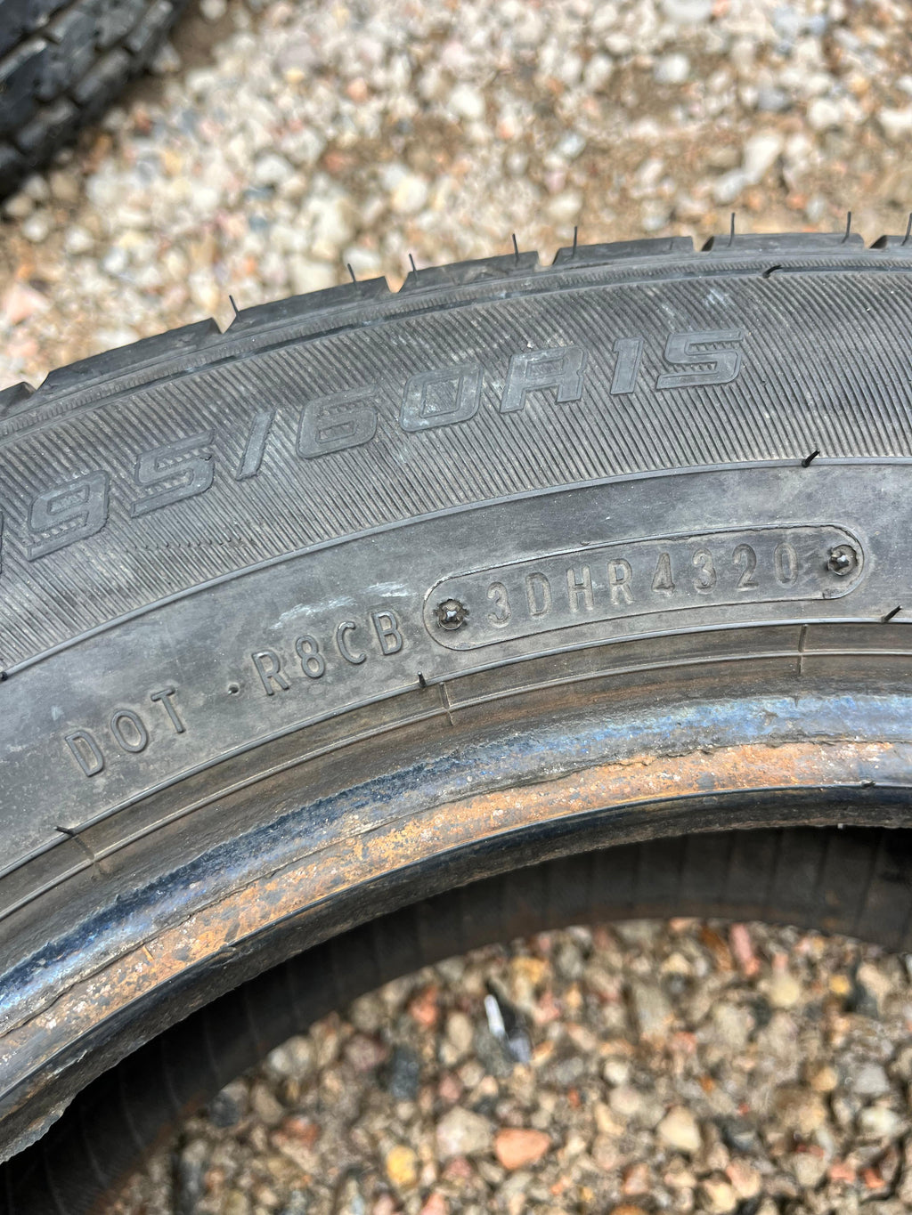 195/60R15 Pair (2 Used Tires) Falken Sincera (SN250)
