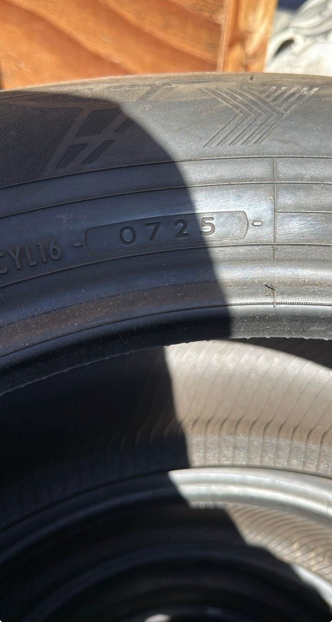 225/60R17 Set (4 Used Tires) Yokohama Geolandar G91