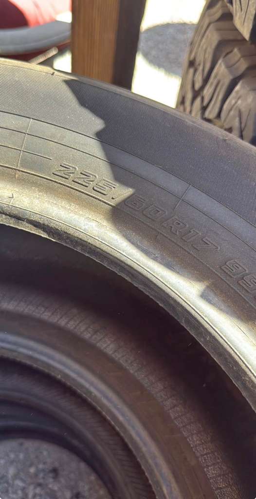225/60R17 Set (4 Used Tires) Yokohama Geolandar G91