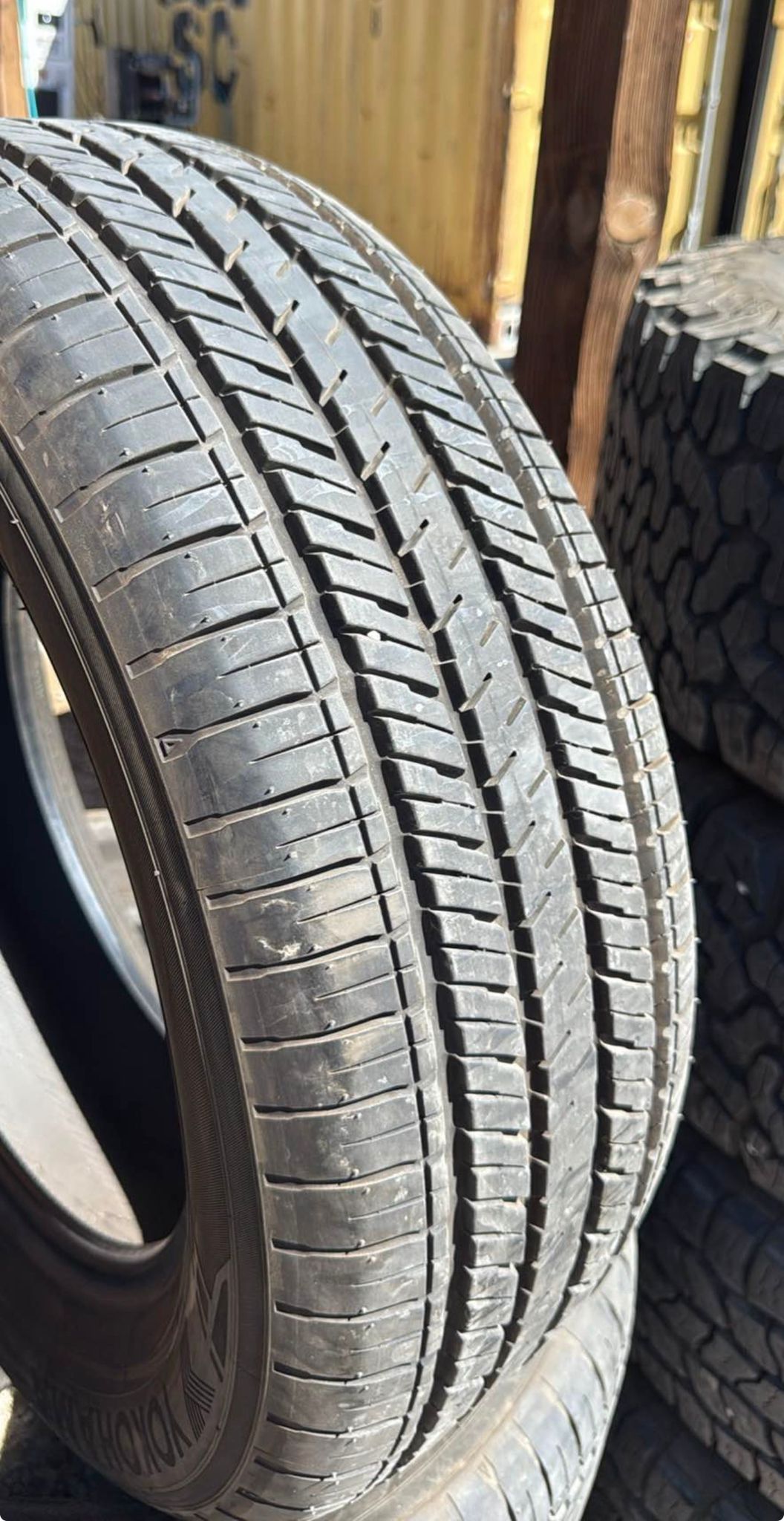 225/60R17 Set (4 Used Tires) Yokohama Geolandar G91