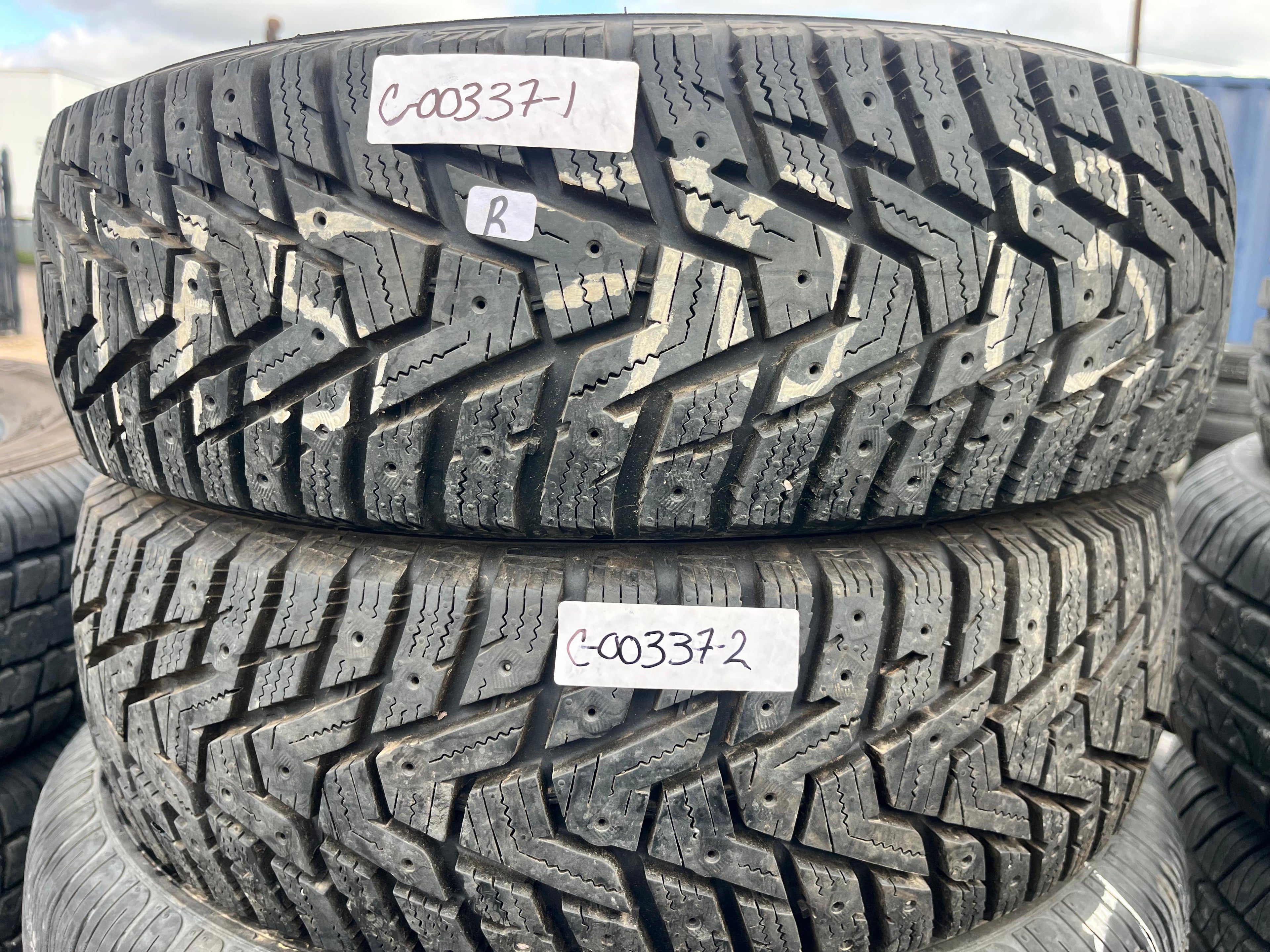 175/70R13 Pair (2 Used Tires) Hankook Winter I Piker RS2