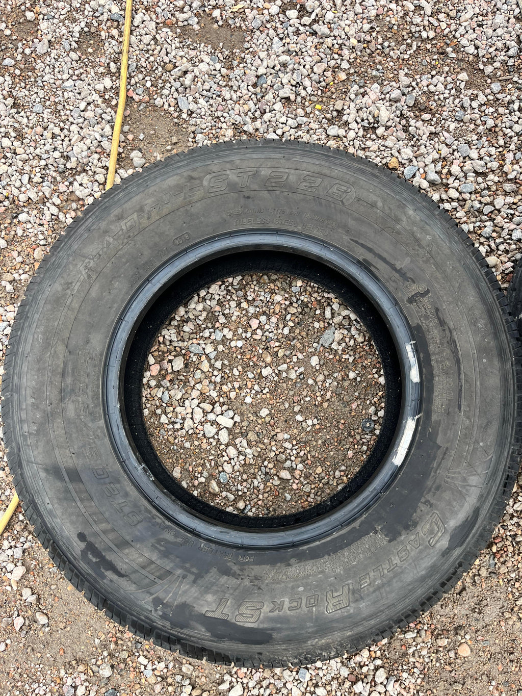 205/75R14 Set (4 Used Tires) Castle Rock Radial (ST226)