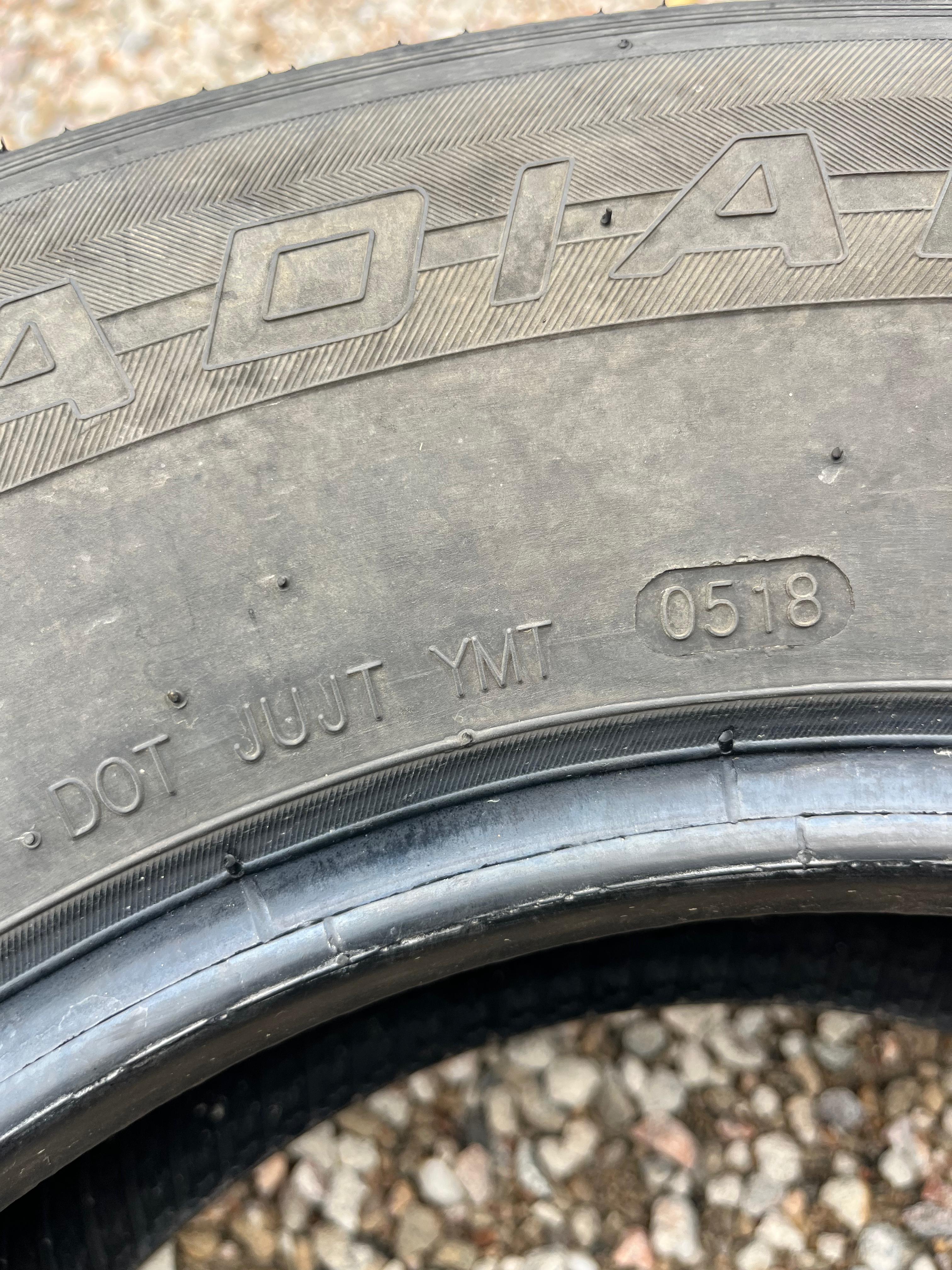 205/75R14 Set (4 Used Tires) Castle Rock Radial (ST226)