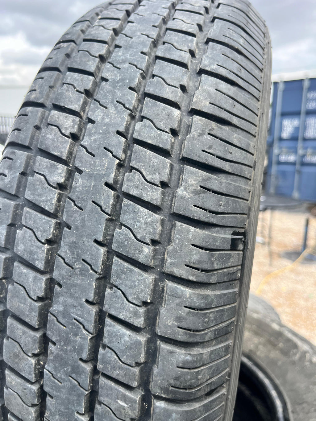 205/75R14 Set (4 Used Tires) Castle Rock Radial (ST226)