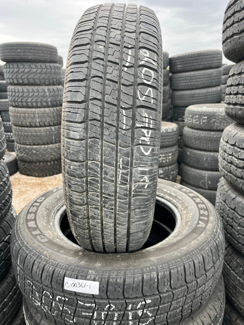 205/70R15 Pair (2 Used Tires) Venezia Classic (787)
