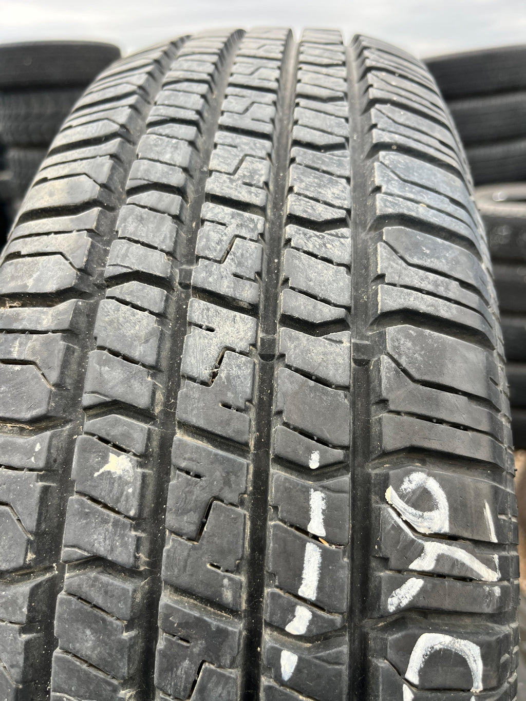 205/70R15 Pair (2 Used Tires) Venezia Classic (787)