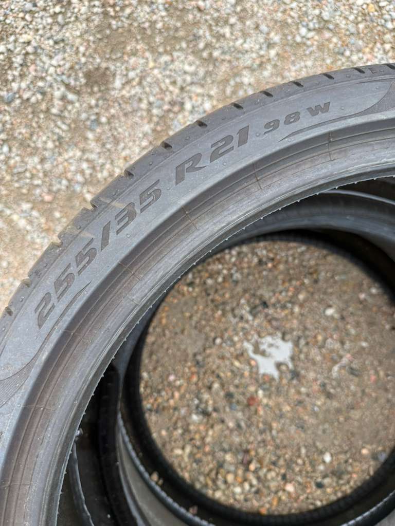 255/35R21 Pair (2 Used Tires) Pirelli P Zero
