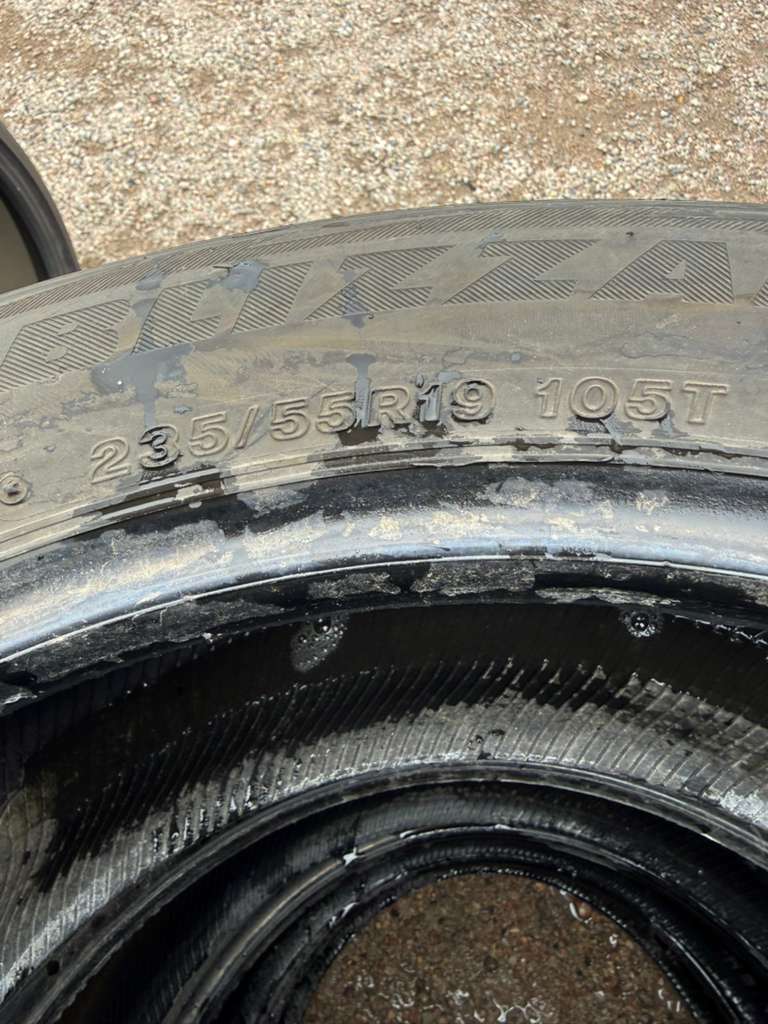 235/55R19 Set (4 Used Tires) Bridgestone Blizzak DM-V2