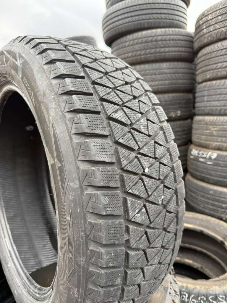 235/55R19 Set (4 Used Tires) Bridgestone Blizzak DM-V2