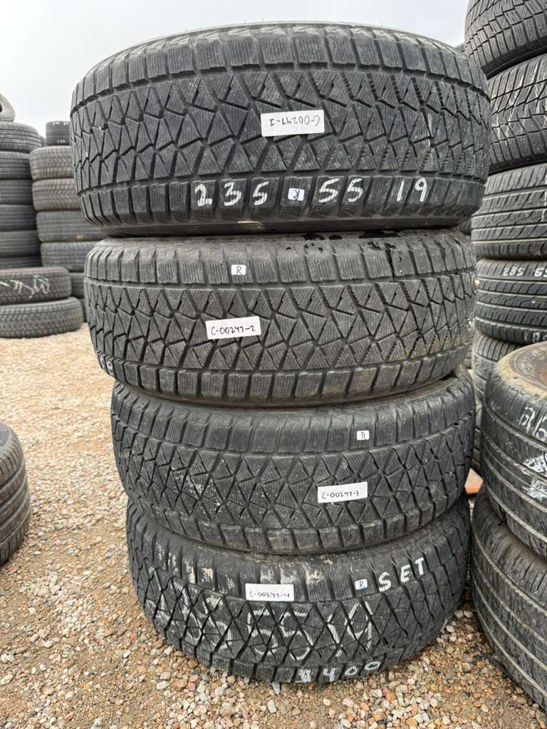 235/55R19 Set (4 Used Tires) Bridgestone Blizzak DM-V2