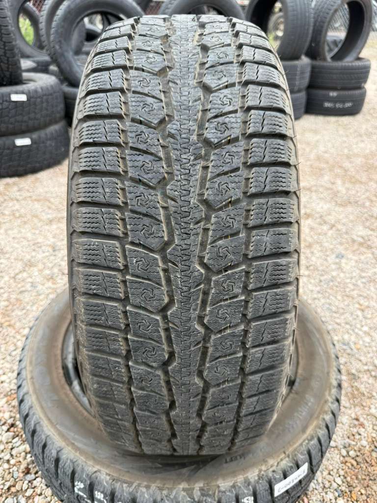 235/55R19 Pair (2 Used Tires) Toyo Observe GSi-6 LS